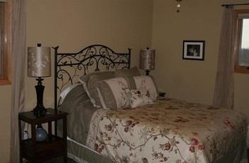 Springdale Inn Mount Horeb Экстерьер фото